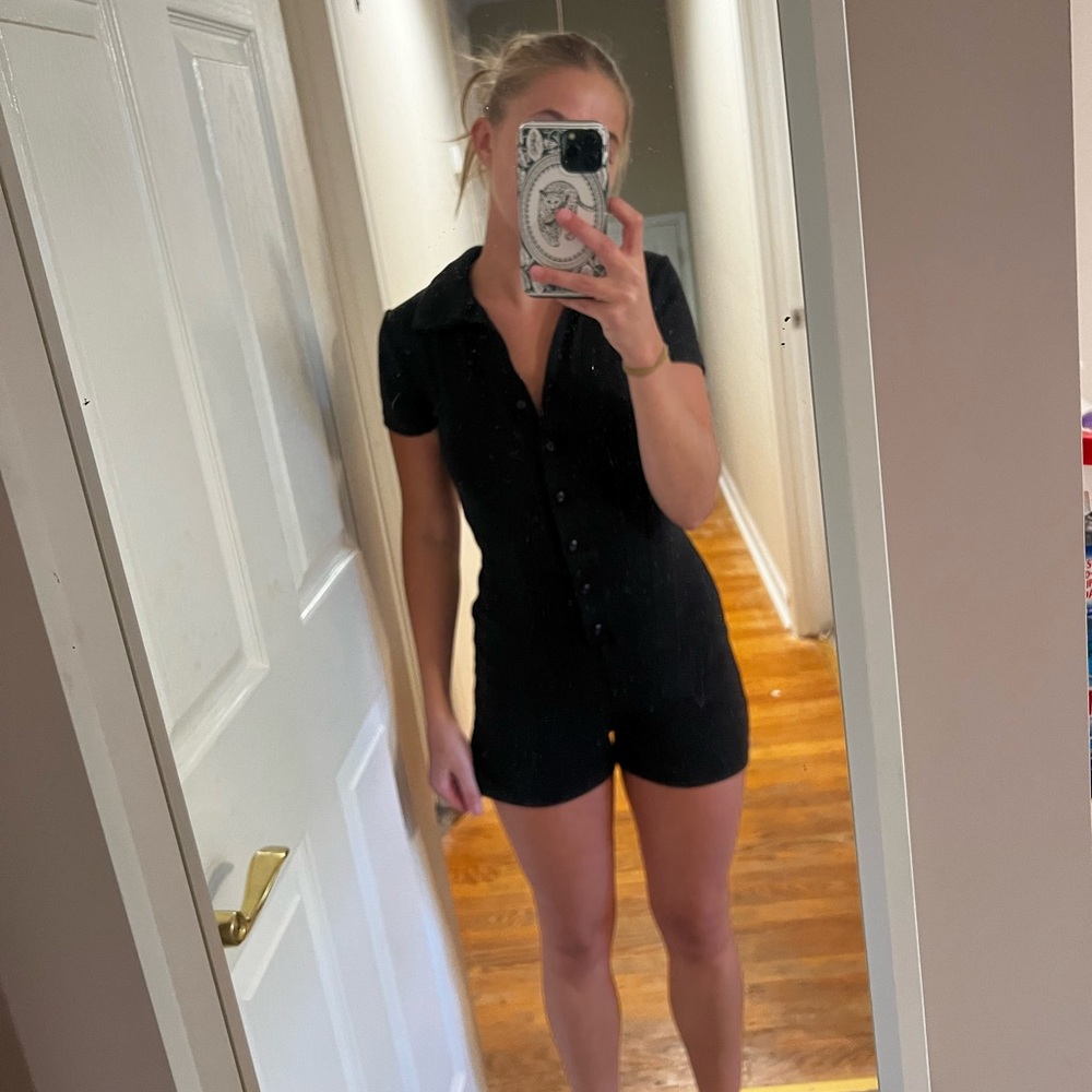 Play suit